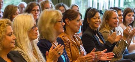 Manligt affärsnätverk som drivs av kvinnor